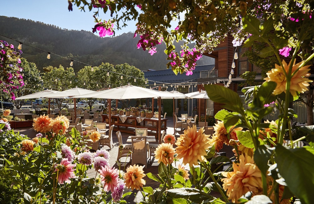Hotel Jerome Auberge Collection - photo 49