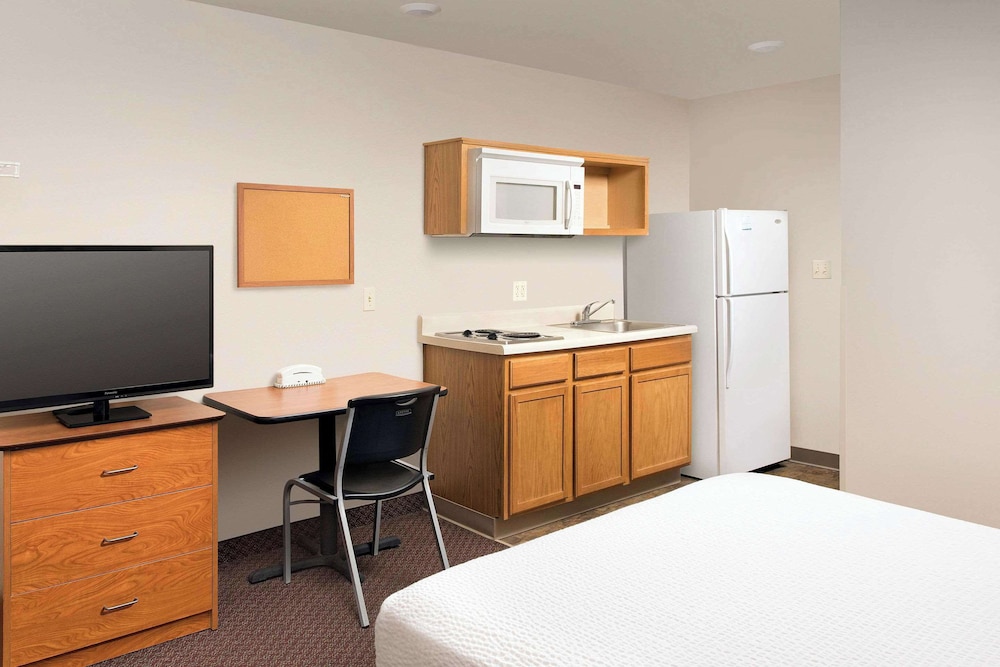 WoodSpring Suites Savannah Garden City - photo 13