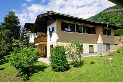 Rodlers Chalet — 4-Star Luxury Hotel in Piesendorf, Austria