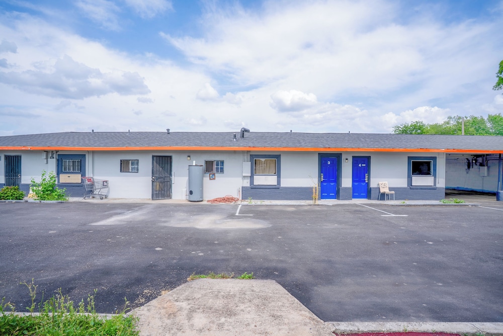 Alamo Oasis Inn And Suites By Oyo San Antonio - photo 53