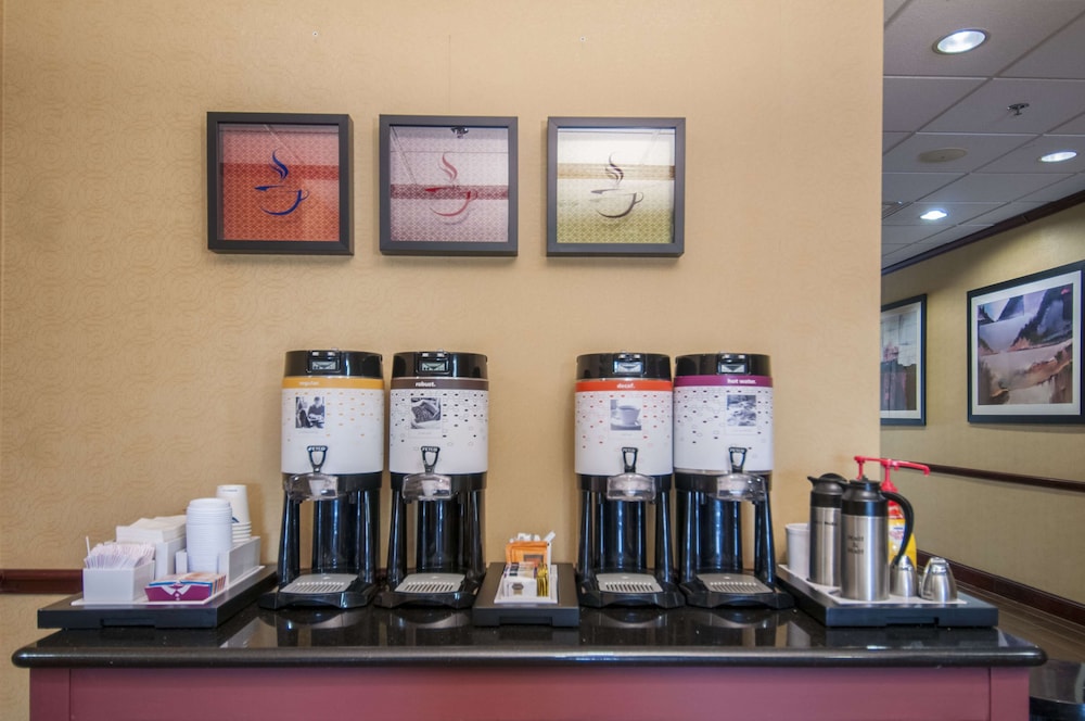 Hampton Inn & Suites Waxahachie - photo 32