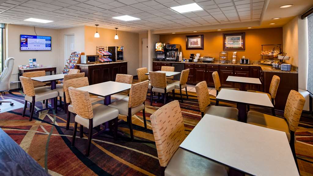 Best Western Thunderbird Motel - photo 28