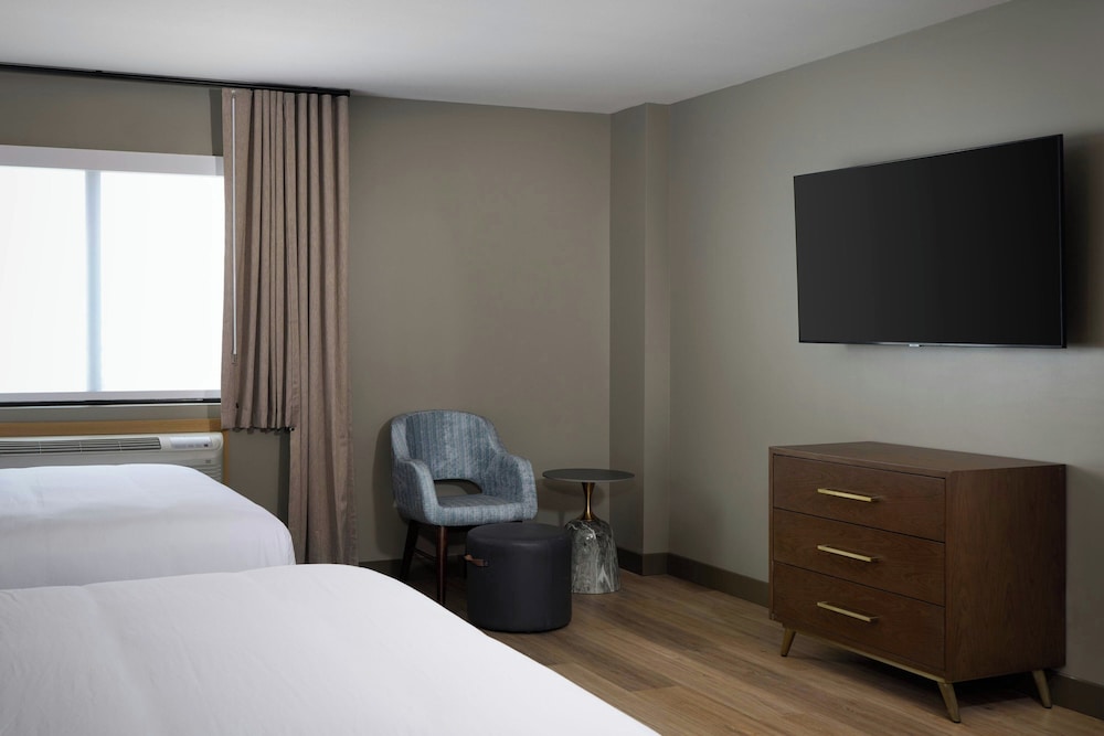 Four Points by Sheraton Englewood - photo 12