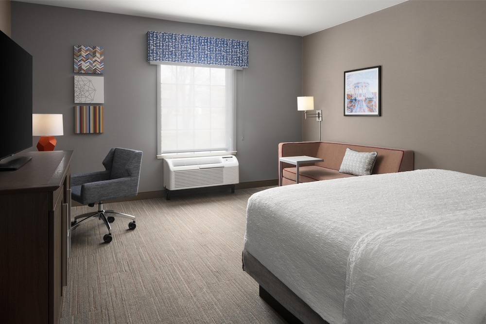 Hampton Inn & Suites Yonkers Westchester - photo 16