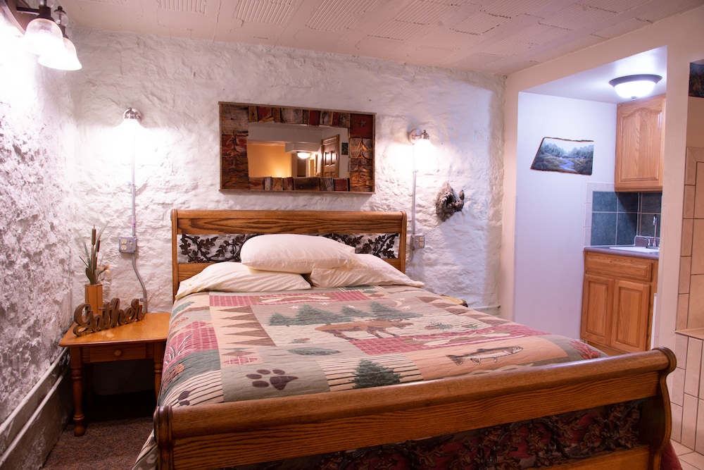 Stone Mill Hotel & Suites - photo 50