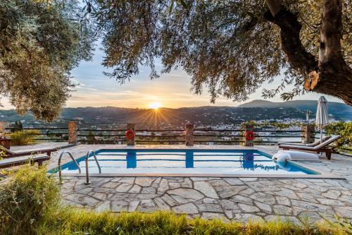Villa Zoes Skopelos Harbor & Sea Views — 4-Star Luxury Hotel in Skopelos, Greece