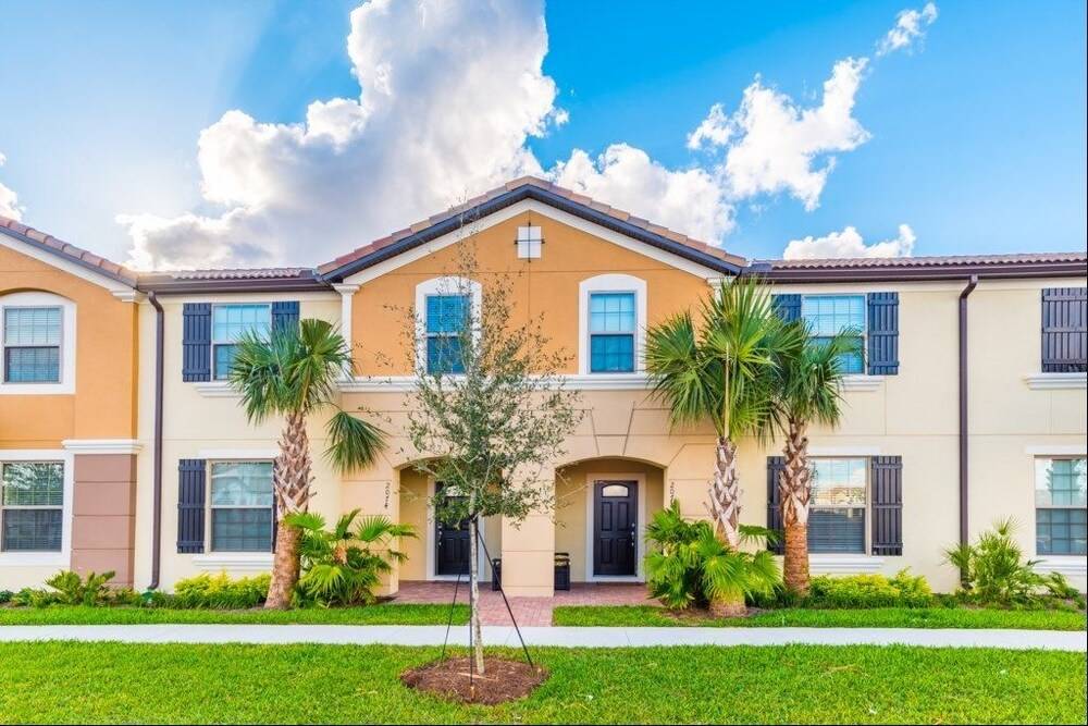 Beautiful Windsor Villa — 4-Star Luxury Hotel in Kissimmee, United States