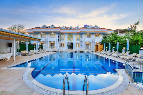 Eramax Hotel Kemer — Kemer