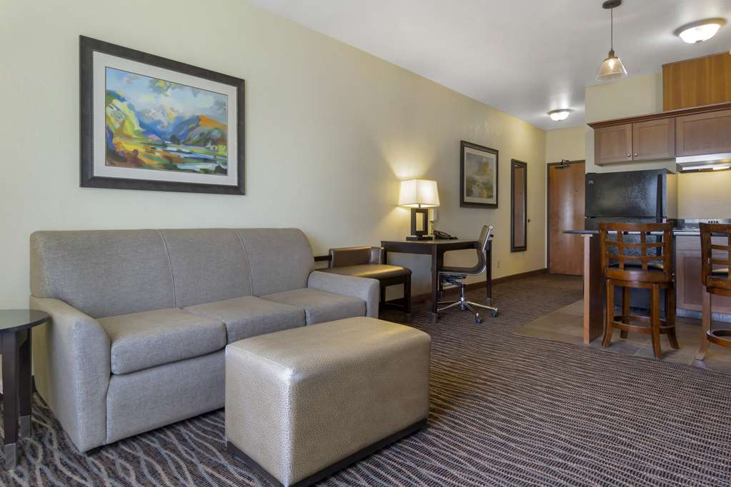 Best Western Plus Ellensburg Hotel - photo 19