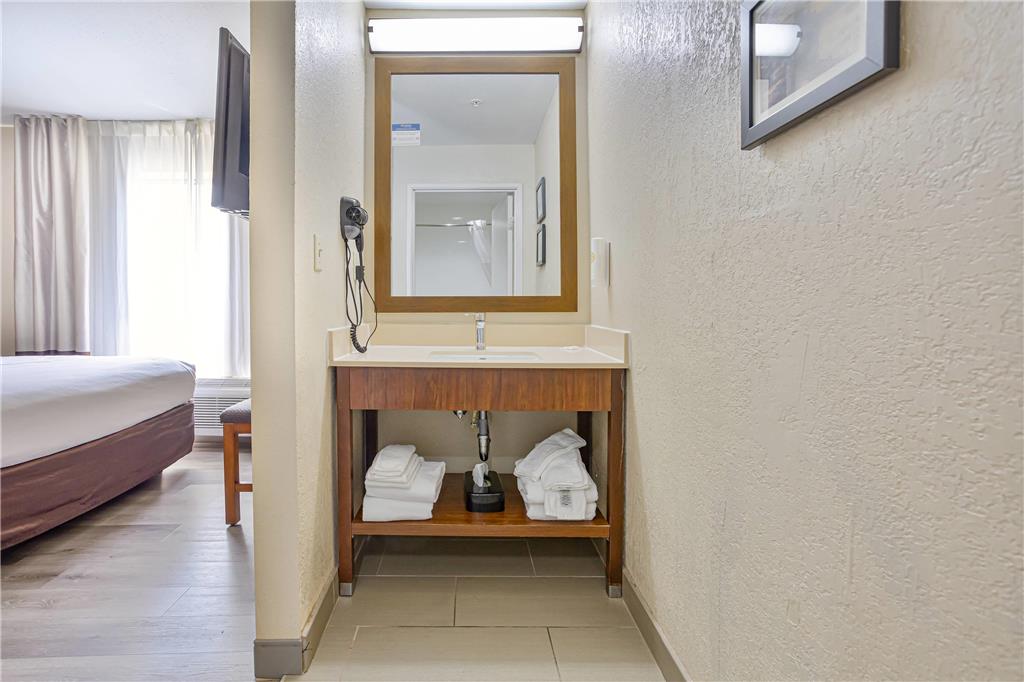Comfort Inn & Suites Montgomery East Carmichael Rd - photo 38