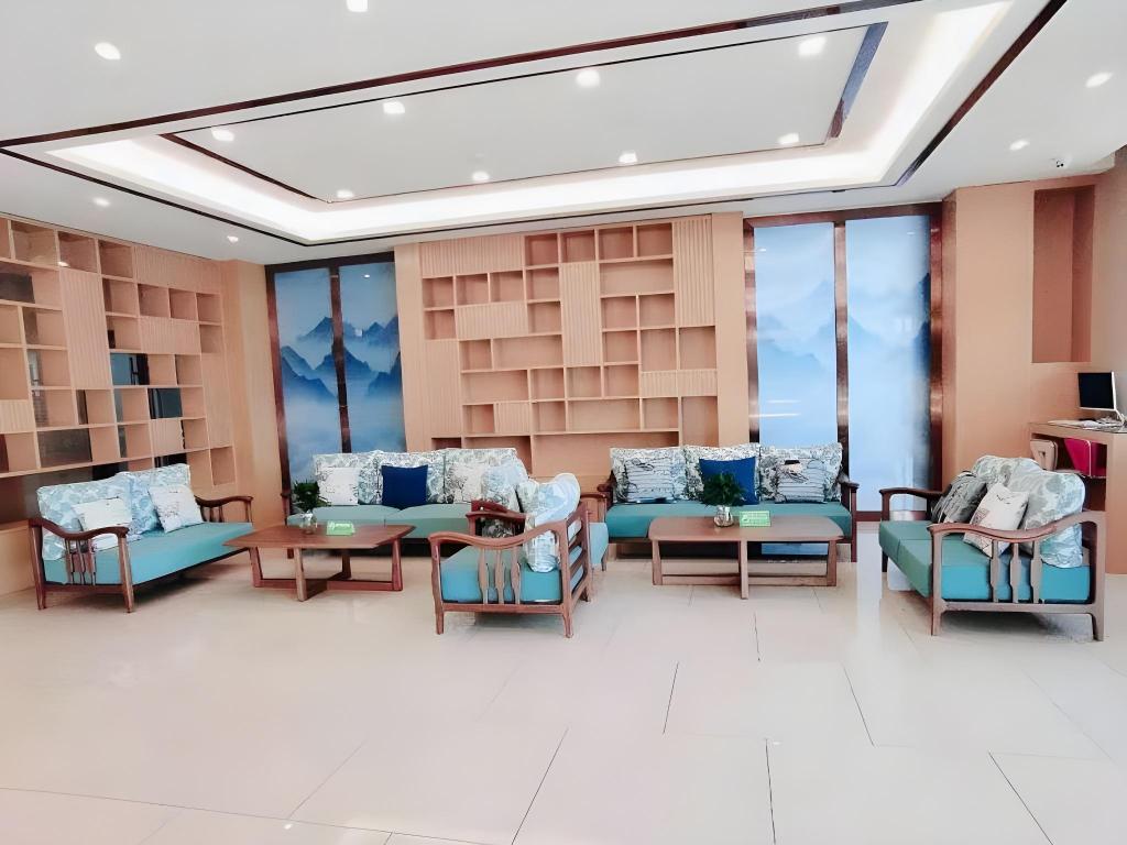 GreenTree Inn Huainan Shannan New District Erzhong Business Hotel in Sanhe, People's Republic of China