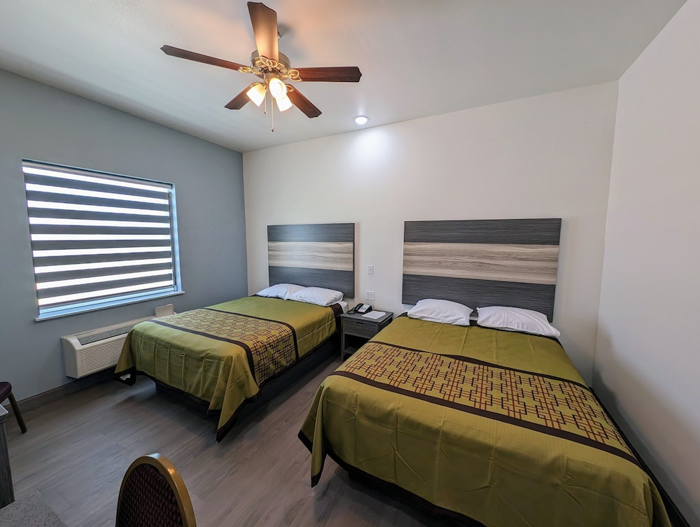 Texas Bungalows Hotel & Hotel Que at i35 Austin Pflugerville - photo 22