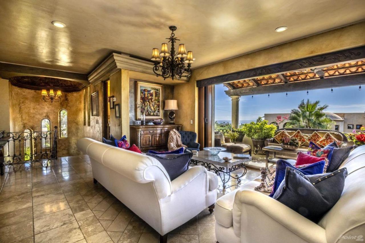 Villa Lucia Arch and Lands End Views 4200 sq ft Luxury Villa — 4-Star Luxury Hotel in Cabo San Lucas, Mexico