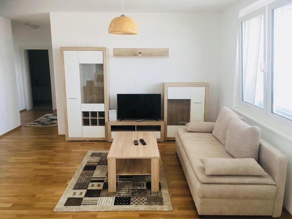Vienna Hauptbahnhof Apartments 5 — 4-Star Luxury Hotel in Vienna, Austria