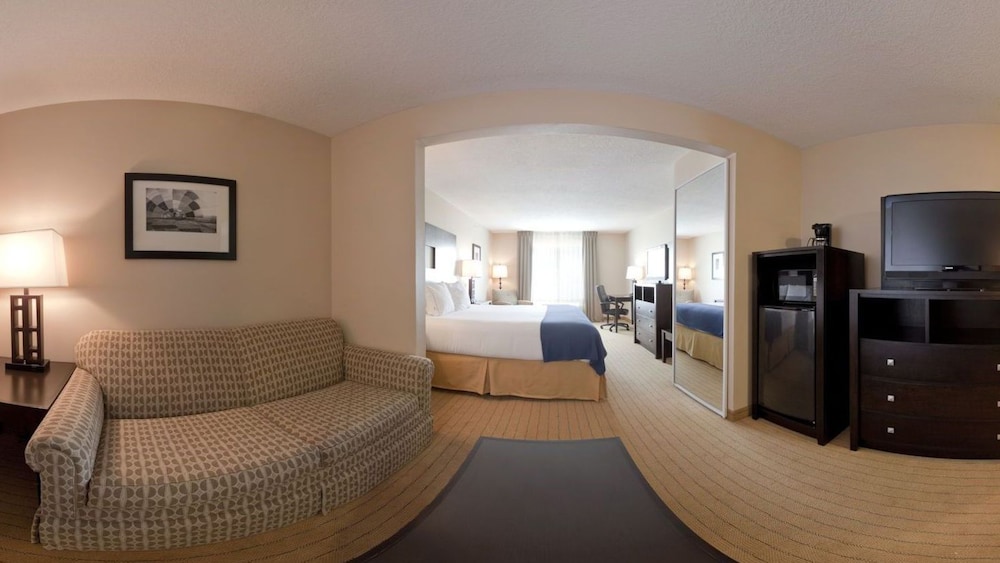 Holiday Inn Express Hotel & Suites Albuquerque Airport by IHG - photo 11
