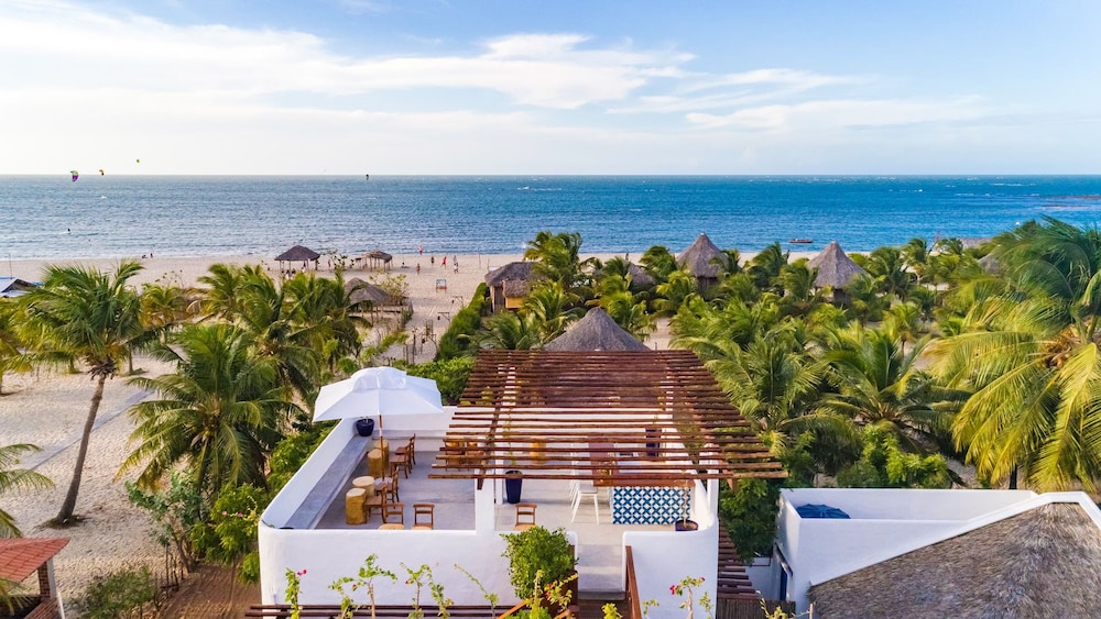 La Plage Hotel Boutique — 5-Star Luxury Hotel in Parnaiba, Brasil
