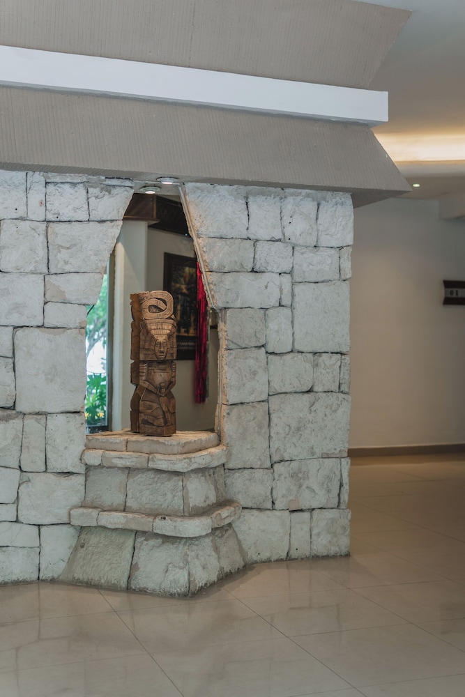 Hotel Plaza Kokai Cancún