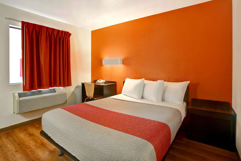 Motel 6 Sunnyvale CA North - photo 17