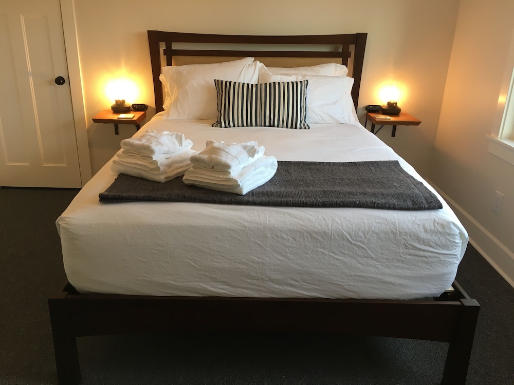 The Alberta Petite Hotel - photo 20