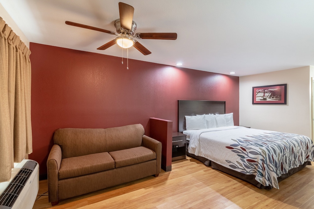 Red Roof Inn Buffalo TX - photo 12