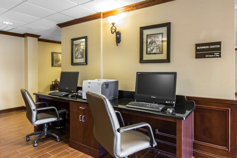 Hampton Inn South Hill - photo 64