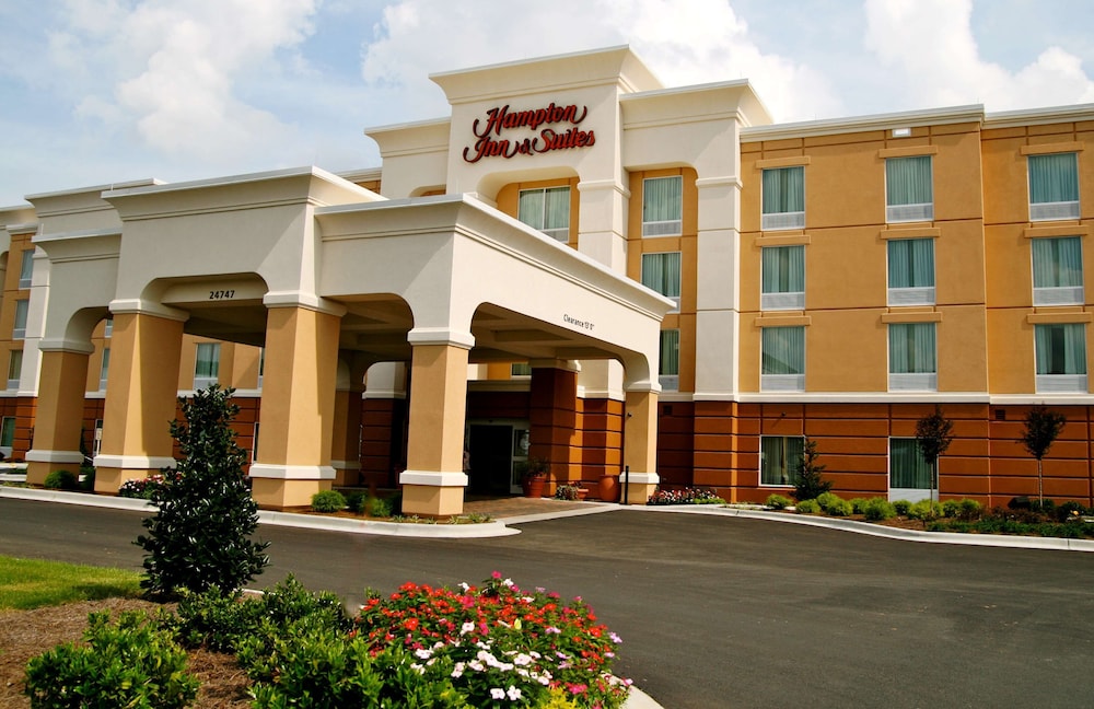 Hampton Inn Suites Scottsboro - photo 52