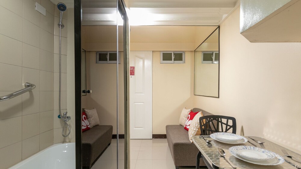 Zen Rooms Rsg Residens Manila 10956908 — Pasay