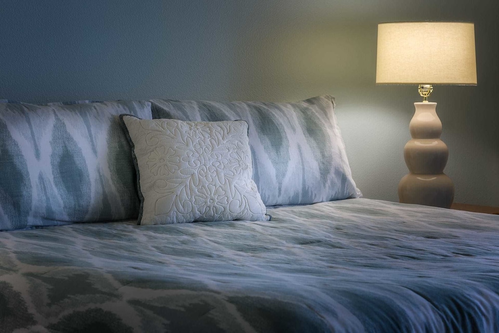 Inn Of The Lost Coast - photo 5