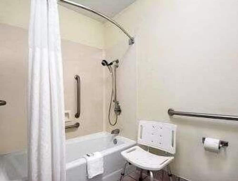 Baymont by Wyndham Florence - photo 14