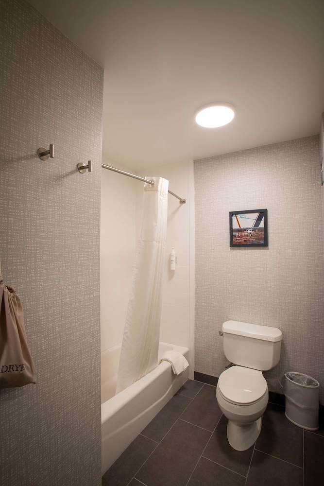 Hampton Inn Seaford - photo 27