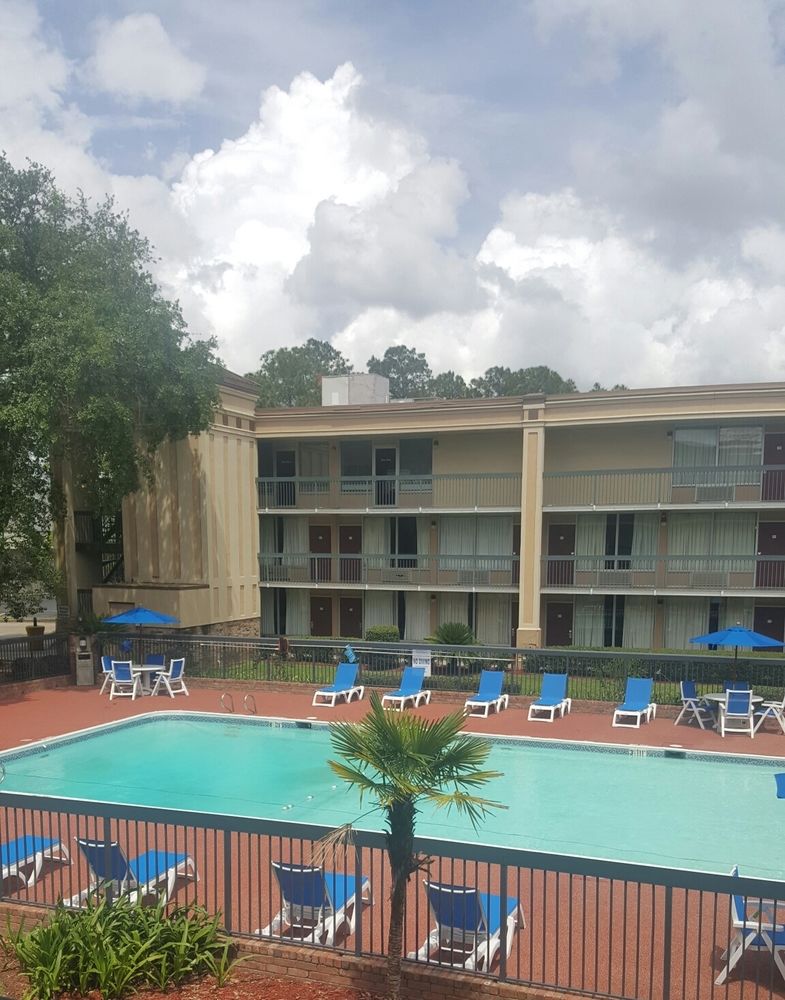Knights Inn Gretna New Orleans West Bank - photo 30