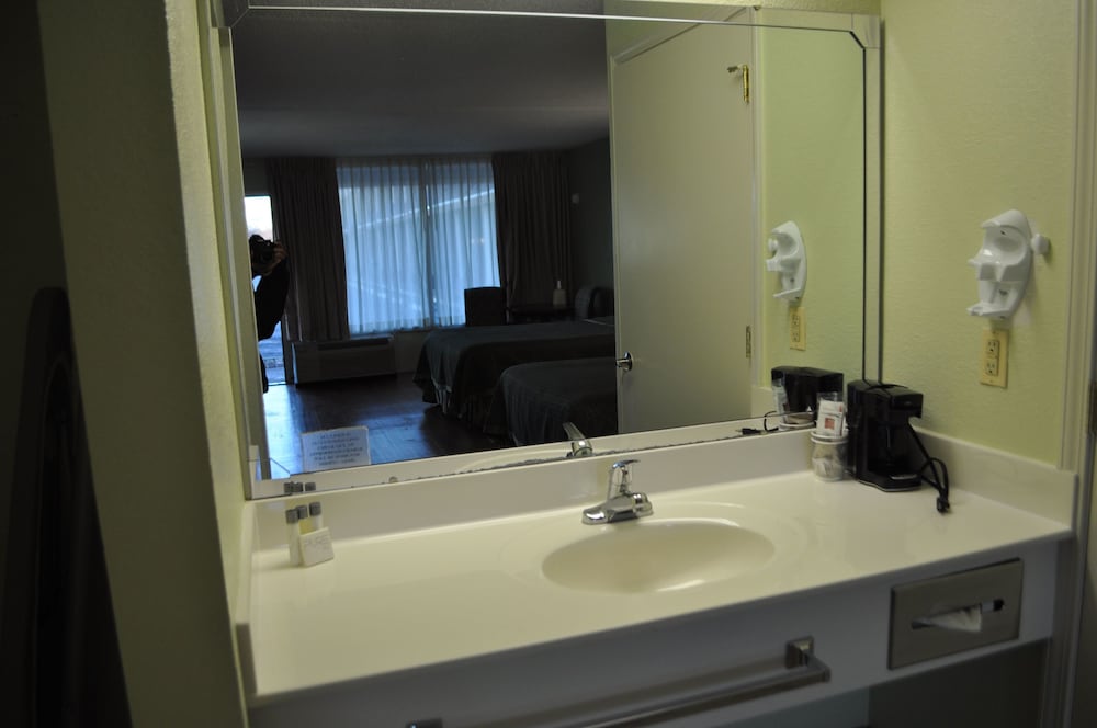Best Way Inn Madison - photo 10