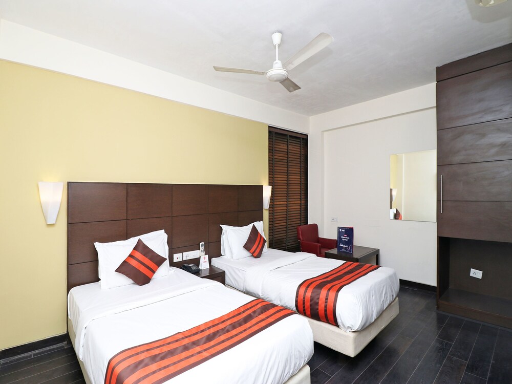 OYO 24067 Hotel Royal Paradise in Kota, India