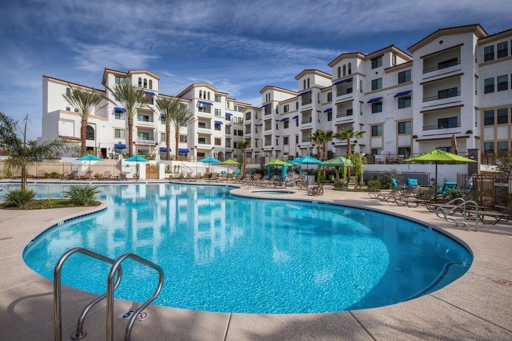 Penthouse BRAND NEW Cays at Ocotillo Lots of Upgrades 30 Night Minimum by RedAwning - photo 19
