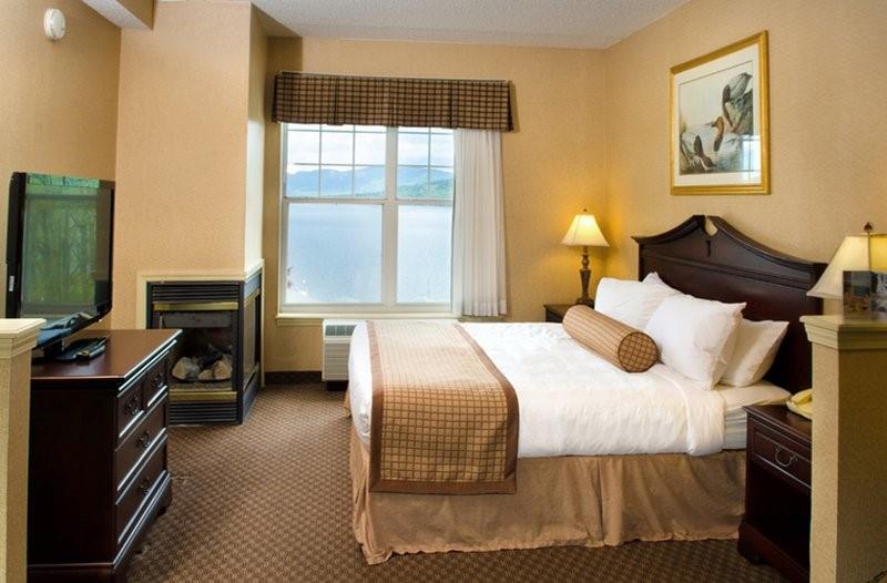 Fort William Henry Hotel and Conference Center - photo 14