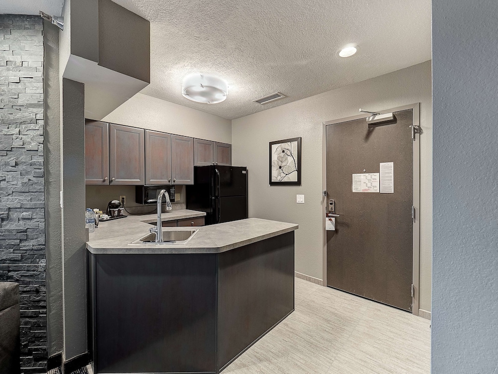 DoubleTree by Hilton Hotel Bloomington - photo 27