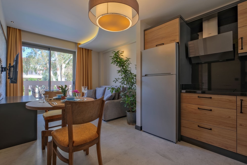 Kalender Suits in Fethiye, Turkey