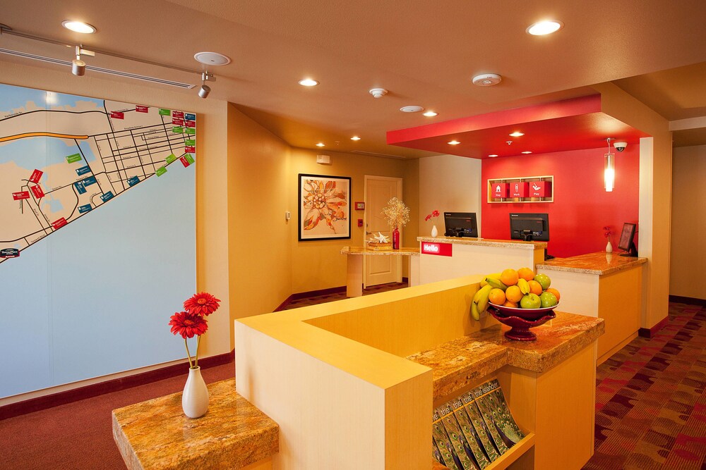 TownePlace Suites Galveston Island - photo 18