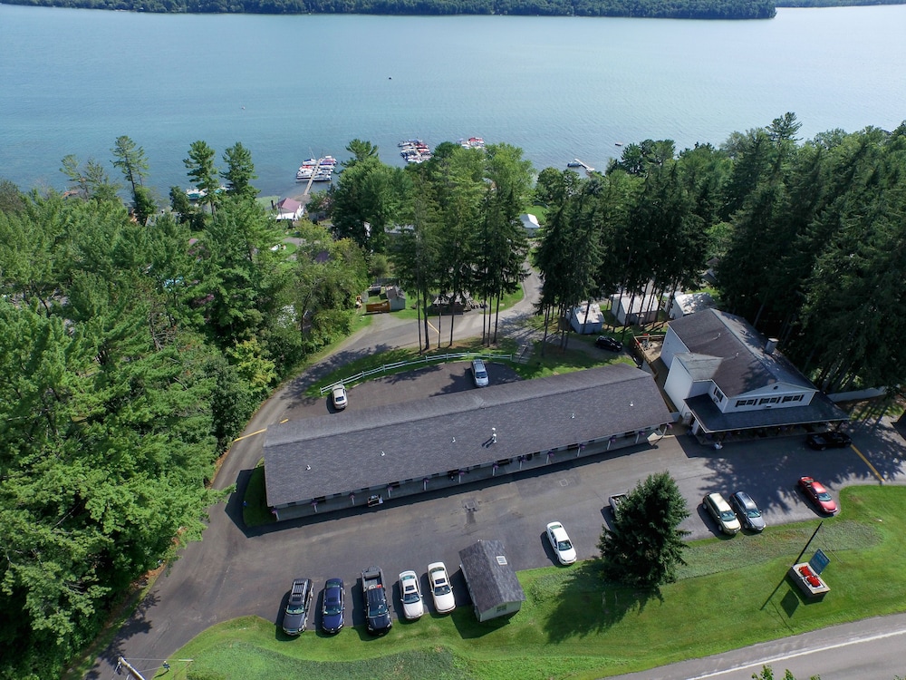 Bayside Inn & Marina - photo 173