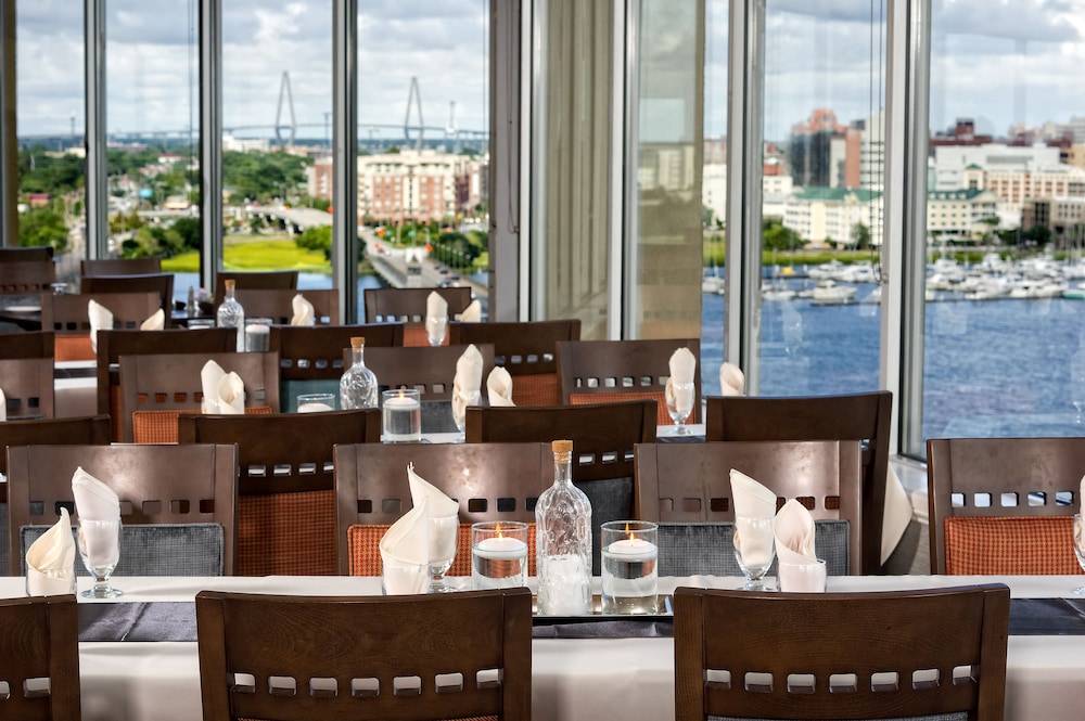 Holiday Inn Charleston Riverview by IHG - photo 31