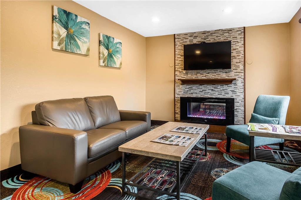 Quality Inn Janesville North - photo 5