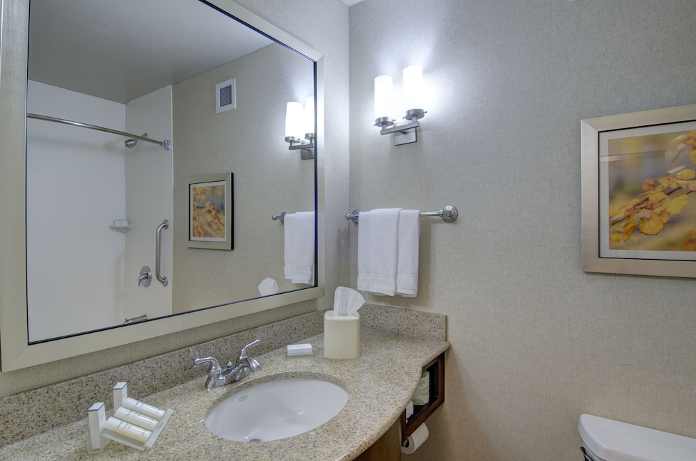 Hilton Garden Inn Shelton - photo 20