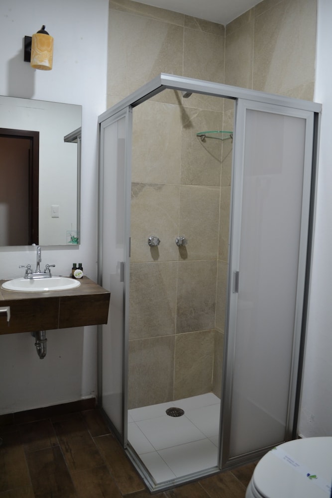 Bathroom shower