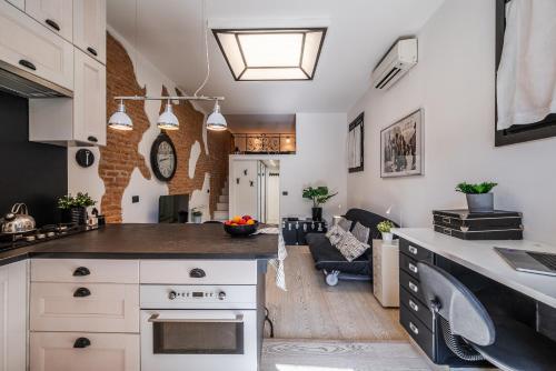 tHE Brick Nest Navigli View — 4-Star Luxury Hotel in Milan, Italy