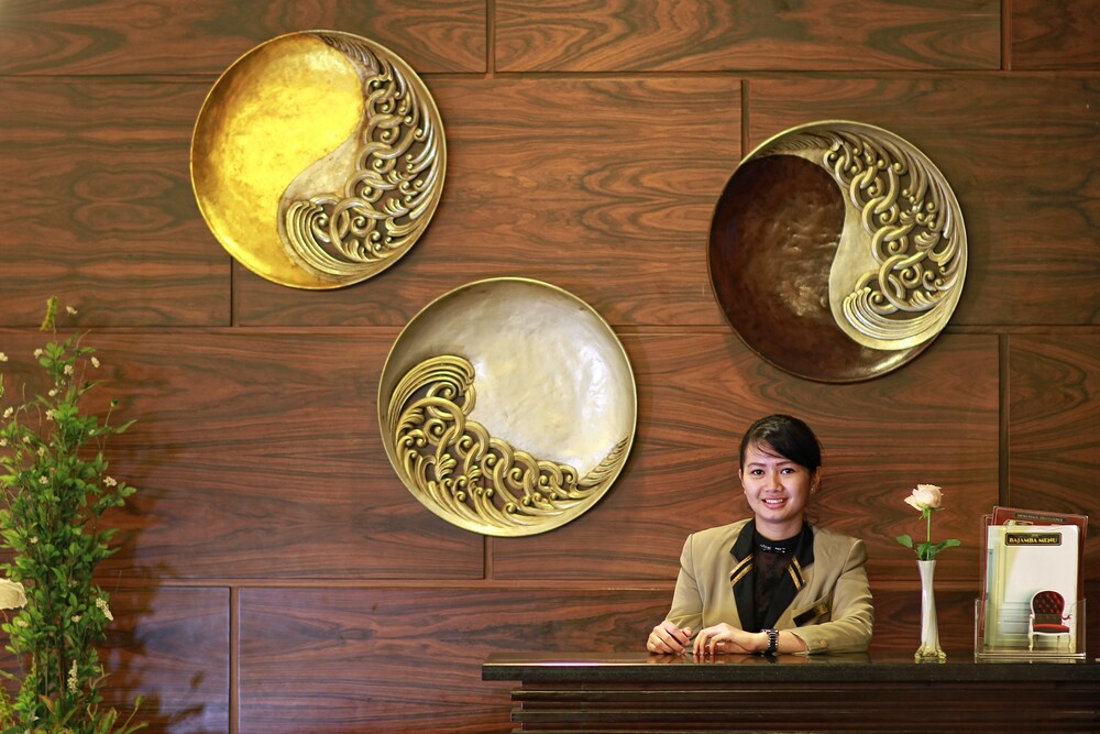 Premier Basko Hotel Padang — Padang — photo 4