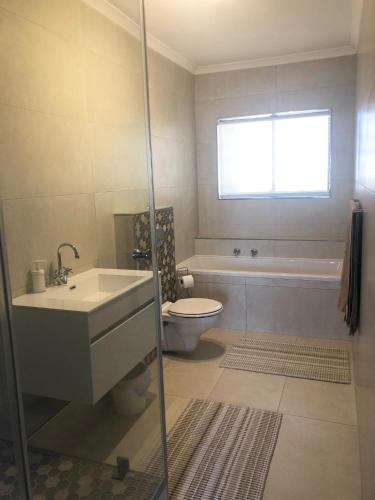 Beachfront Apartment at Malata Beach in Blouberg — 4-Star Luxury Hotel in Cape Town, South Africa