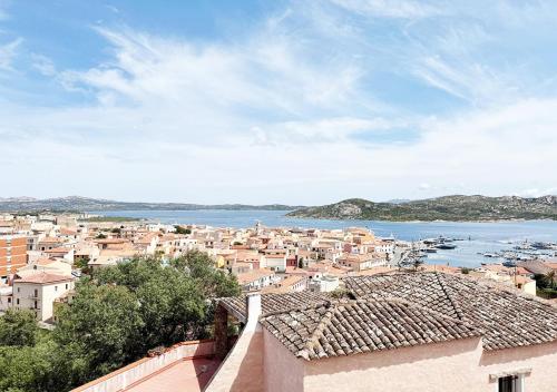 LaureLiving Holiday Home Bellavista Maria — 4-Star Luxury Hotel in La Maddalena, Italy