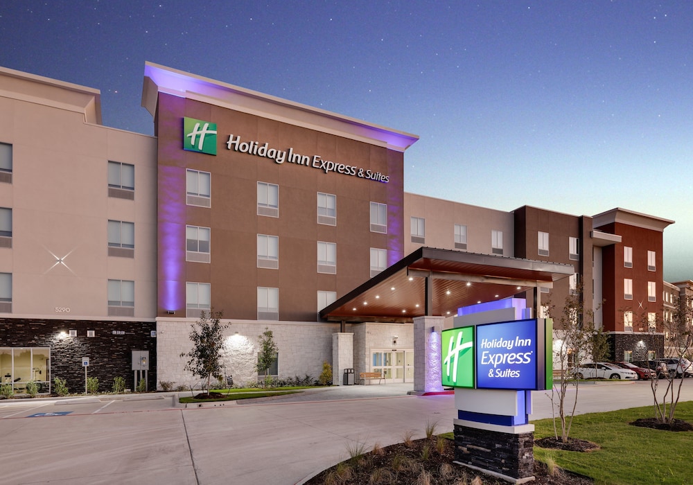 Holiday Inn Express & Suites Plano The Colony by IHG - photo 2