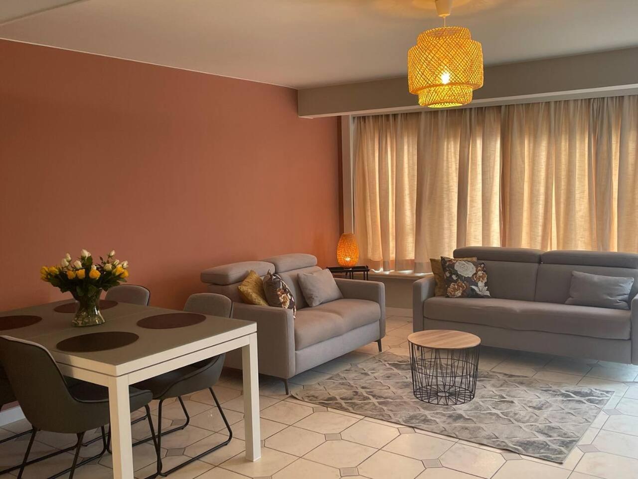 Appartement Loulitta — 4-Star Luxury Hotel in Koksijde, Belgium