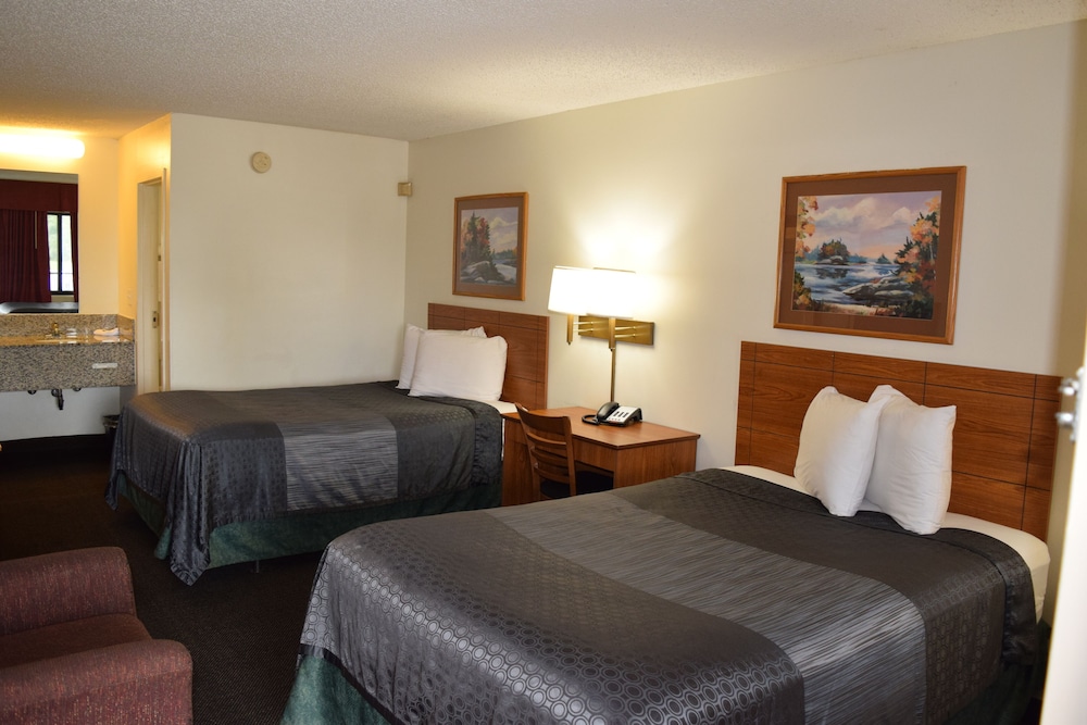 Oak Tree Inn Livonia West - photo 8
